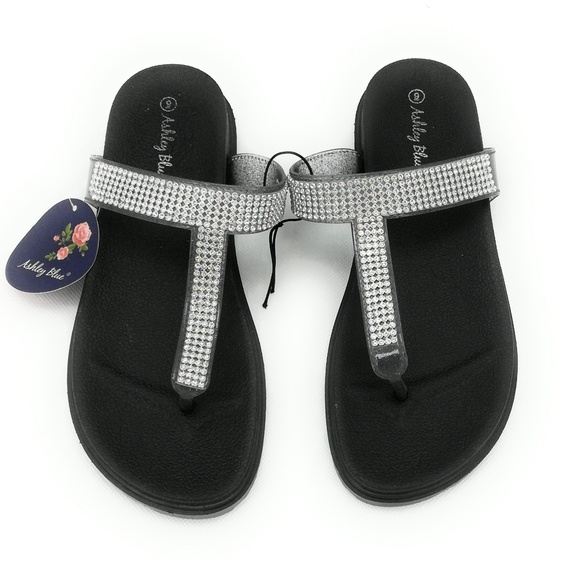 Ashley Blue Women's Black & Silver Rhinestone Slip on Sandals Size 9 - Picture 3 of 4